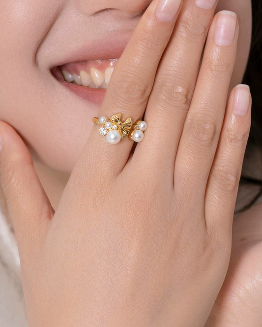 Romantic Bow Bubble Ring