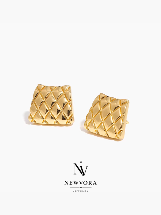 Diamond Grid Edge Earrings